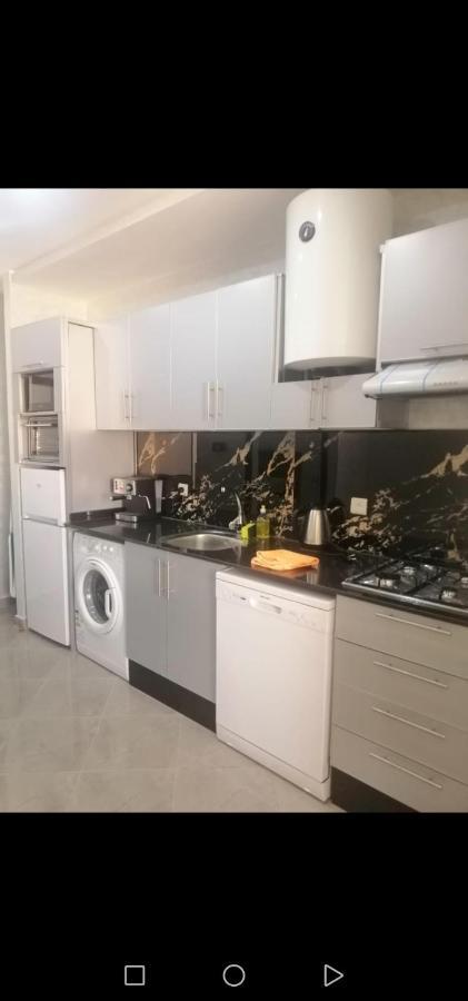 Comfors Appartements 2 Фнидек Экстерьер фото